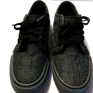 Maui and sons skate shoe
